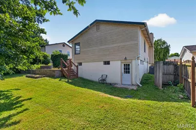 12127 Josephine Marie Drive, Maryland Heights, MO 63043 - Photo 40