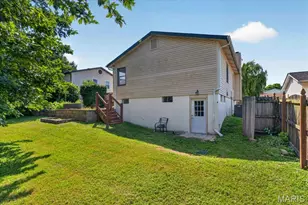 12127 Josephine Marie Dr, Maryland Heights, MO 63043 - Photo 40
