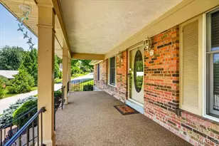 468 Falaise Dr, Creve Coeur, MO 63141 - Photo 6