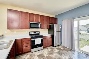 212 Barrington Ridge Ln, Wentzville, MO 63385 - Photo 12