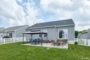 212 Barrington Ridge Ln, Wentzville, MO 63385 - Photo 48