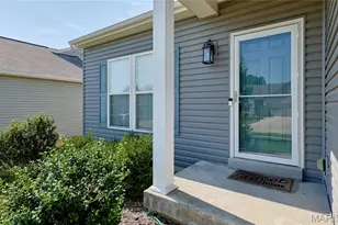 212 Barrington Ridge Ln, Wentzville, MO 63385 - Photo 4