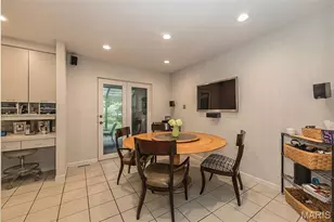 12420 Robyn Rd, Sunset Hills, MO 63127 - Photo 6