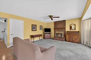 2739 Cripple Creek Dr, Oakville, MO 63129 - Photo 8