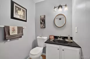 2739 Cripple Creek Dr, Oakville, MO 63129 - Photo 14