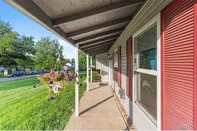 9 Linda Lane, Saint Peters, MO 63376 - Photo 4
