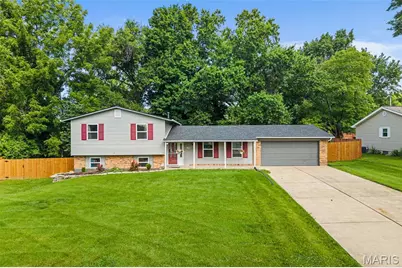 9 Linda Lane, Saint Peters, MO 63376 - Photo 1