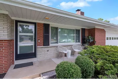 11134 Saucier Drive, Creve Coeur, MO 63141 - Photo 2