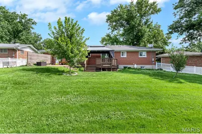 11134 Saucier Drive, Creve Coeur, MO 63141 - Photo 30