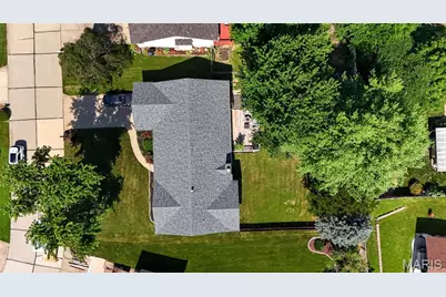 1018 Harvest Home Circle, Saint Charles, MO 63304 - Photo 48