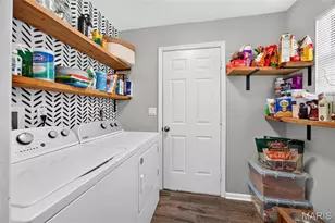 1018 Harvest Home Cir, Saint Charles, MO 63304 - Photo 20