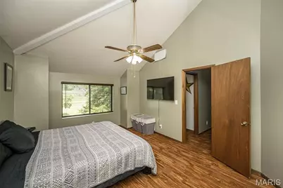 415 Lilac Lane, Saint Clair, MO 63077 - Photo 18