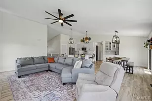 30944 Bonnie Bell Dr, Warrenton, MO 63383 - Photo 8