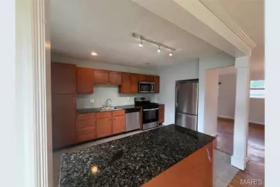 2290 Montagne Drive, Florissant, MO 63033 - Photo 6