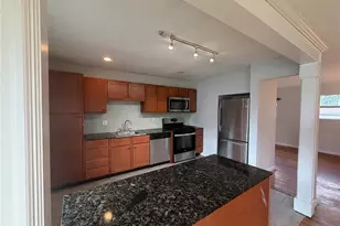 2290 Montagne Dr, Florissant, MO 63033 - Photo 6