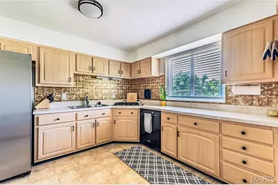 3628 Eileen Ann Drive, Saint Louis, MO 63129 - Photo 12