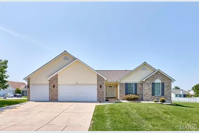 28 Jacobs Court W, Saint Peters, MO 63376 - Photo 2