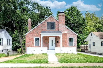 2412 Wallis Avenue, Overland, MO 63114 - Photo 2