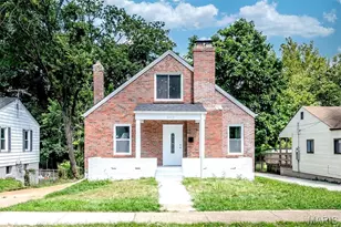 2412 Wallis Ave, Overland, MO 63114 - Photo 2
