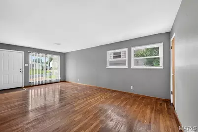 158 Monteith Circle, Riverview, MO 63137 - Photo 6