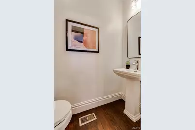 2739 Utah Street, Saint Louis, MO 63118 - Photo 6