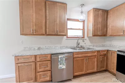 356 Lewis Street, Wentzville, MO 63385 - Photo 12