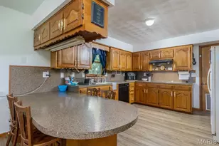 23128 Hwy 32, Lebanon, MO 65536 - Photo 8