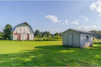 23128 Highway 32, Lebanon, MO 65536 - Photo 4