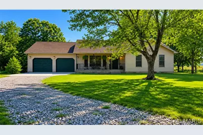 31050 Oak Ridge Drive, Lebanon, MO 65536 - Photo 1