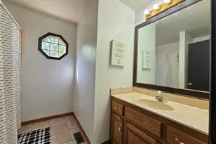 31050 Oak Ridge Dr, Lebanon, MO 65536 - Photo 28