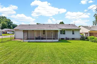 402 Rose Dr, Saint Charles, MO 63301 - Photo 26