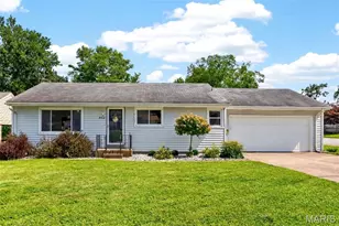402 Rose Dr, Saint Charles, MO 63301 - Photo 1