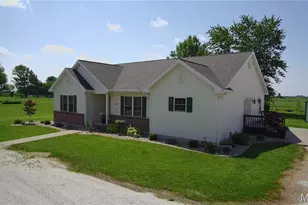 203 Vine St, Clarence, MO 63437 - Photo 4