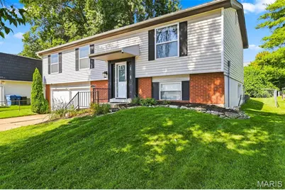 3127 Donnycave Lane, Maryland Heights, MO 63043 - Photo 1