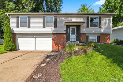 3127 Donnycave Lane, Maryland Heights, MO 63043 - Photo 2