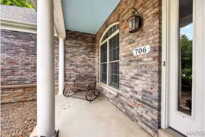706 Abbottsford Court, Lake Saint Louis, MO 63367 - Photo 4