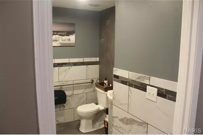 2300 W Osage Street #3, Pacific, MO 63069 - Photo 8