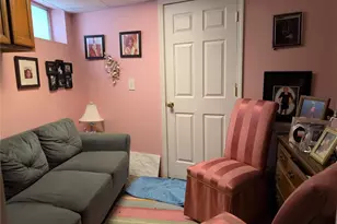 25 Godfrey Ln, Ferguson, MO 63135 - Photo 18