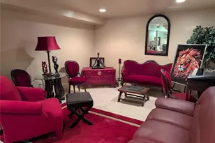 25 Godfrey Ln, Ferguson, MO 63135 - Photo 16