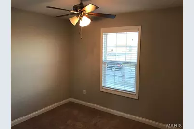 463 Honeysuckle Creek Drive, Wentzville, MO 63385 - Photo 6