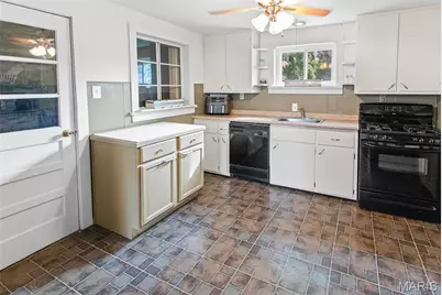 329 Houston Street, Saint Charles, MO 63301 - Photo 62