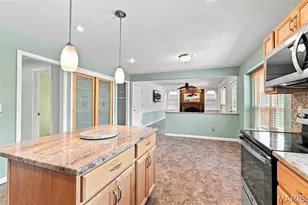 3927 Summerfield Pkwy, Saint Charles, MO 63304 - Photo 6