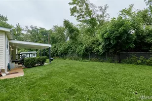 1800 Apple Blossom Ct, Florissant, MO 63031 - Photo 44