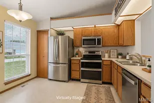16054 Rose Wreath Ln, Florissant, MO 63034 - Photo 12