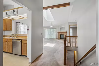16054 Rose Wreath Lane, Florissant, MO 63034 - Photo 4