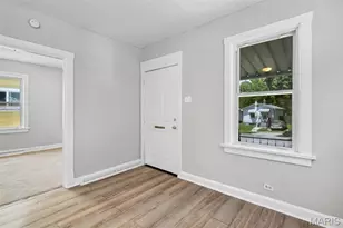 6604 Etzel Ave, University City, MO 63130 - Photo 8