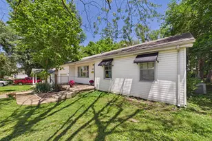 250 Sherman St, Lebanon, MO 65536 - Photo 2