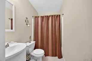 58 Chesterfield Lakes Rd, Chesterfield, MO 63005 - Photo 40