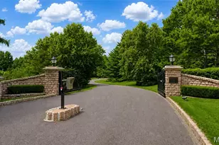 58 Chesterfield Lakes Rd, Chesterfield, MO 63005 - Photo 46