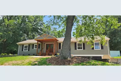 216 Hillsdale Drive, Ballwin, MO 63011 - Photo 1